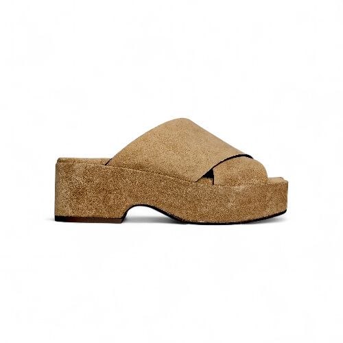 Mules Platform in Camoscio Sabbia – UAU